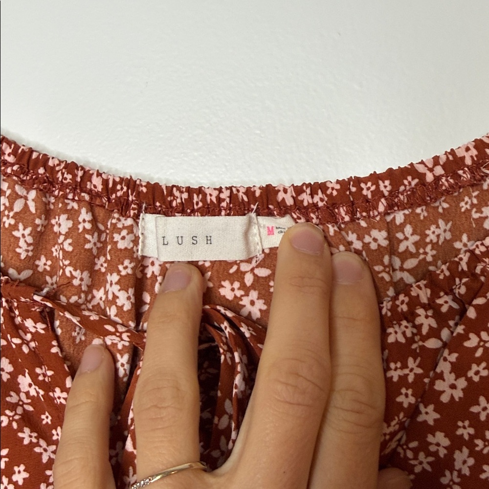 Lush cinnamon floral peasant mini dress size medium - Picture 4 of 10